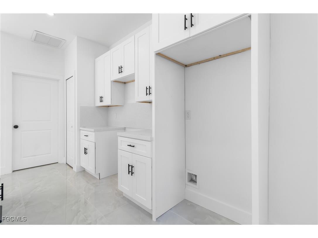 1109 Cumming Street E Lehigh Acres FL 33974 2025021333 image8