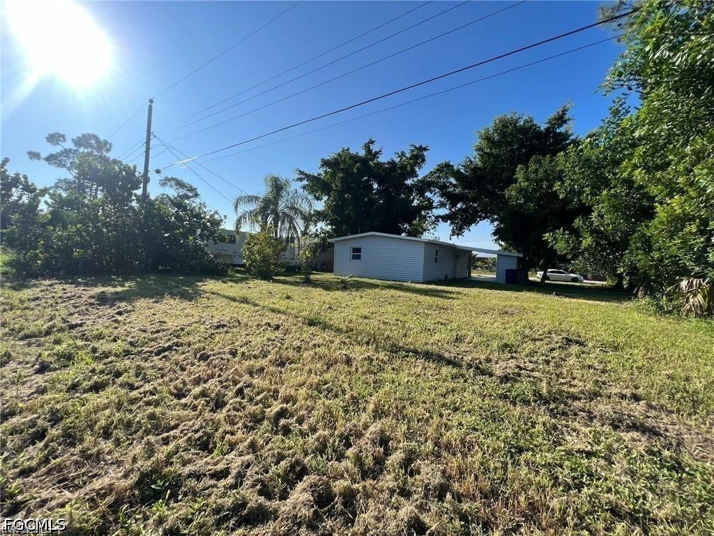 1109 Gifford Avenue N Lehigh Acres FL 33936 2026022445 image2