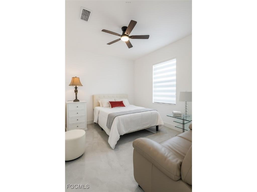 1109 NW 8th Terrace Cape Coral FL 33993 2025017853 image12