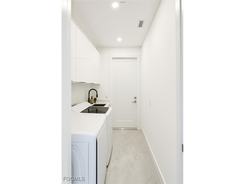 1109 NW 8th Terrace Cape Coral FL 33993 2025017853 image15