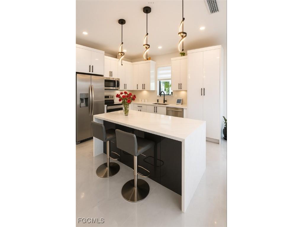 1109 NW 8th Terrace Cape Coral FL 33993 2025017853 image5