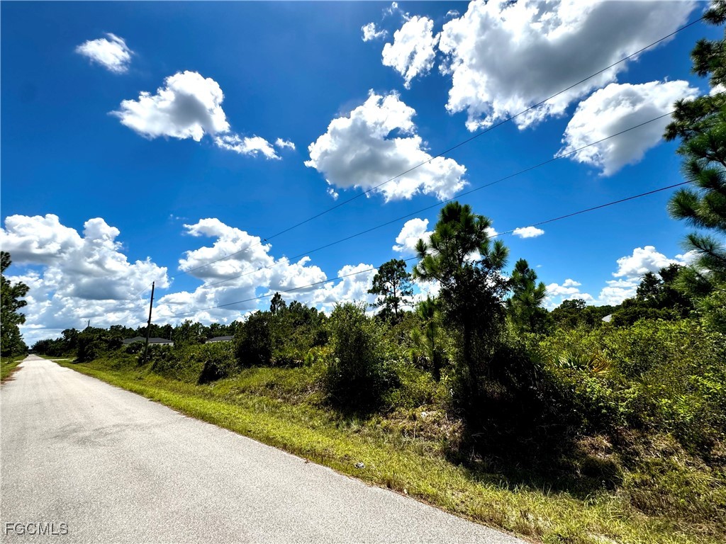 1109 Poinsettia Avenue Lehigh Acres FL 33972 2025006059 image3