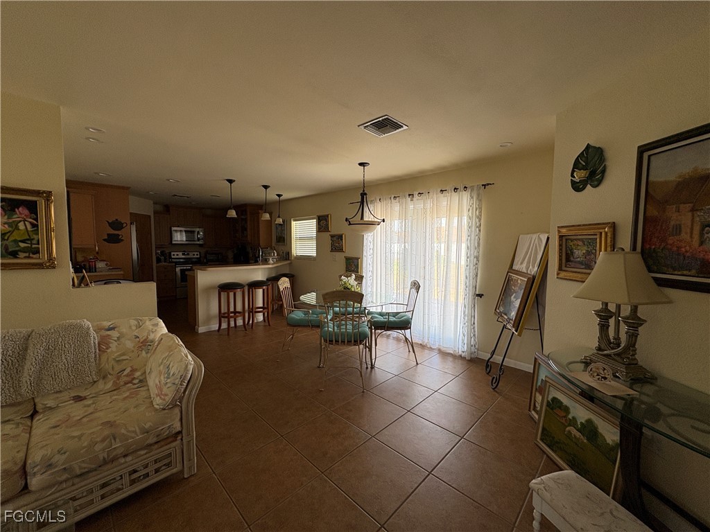1109 SE 35th Terrace Cape Coral FL 33904 2026002912 image3
