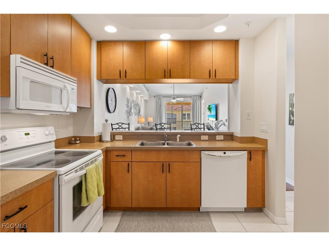 1109 Van Loon Commons Circle #303 Cape Coral FL 33909 2025007002 image13