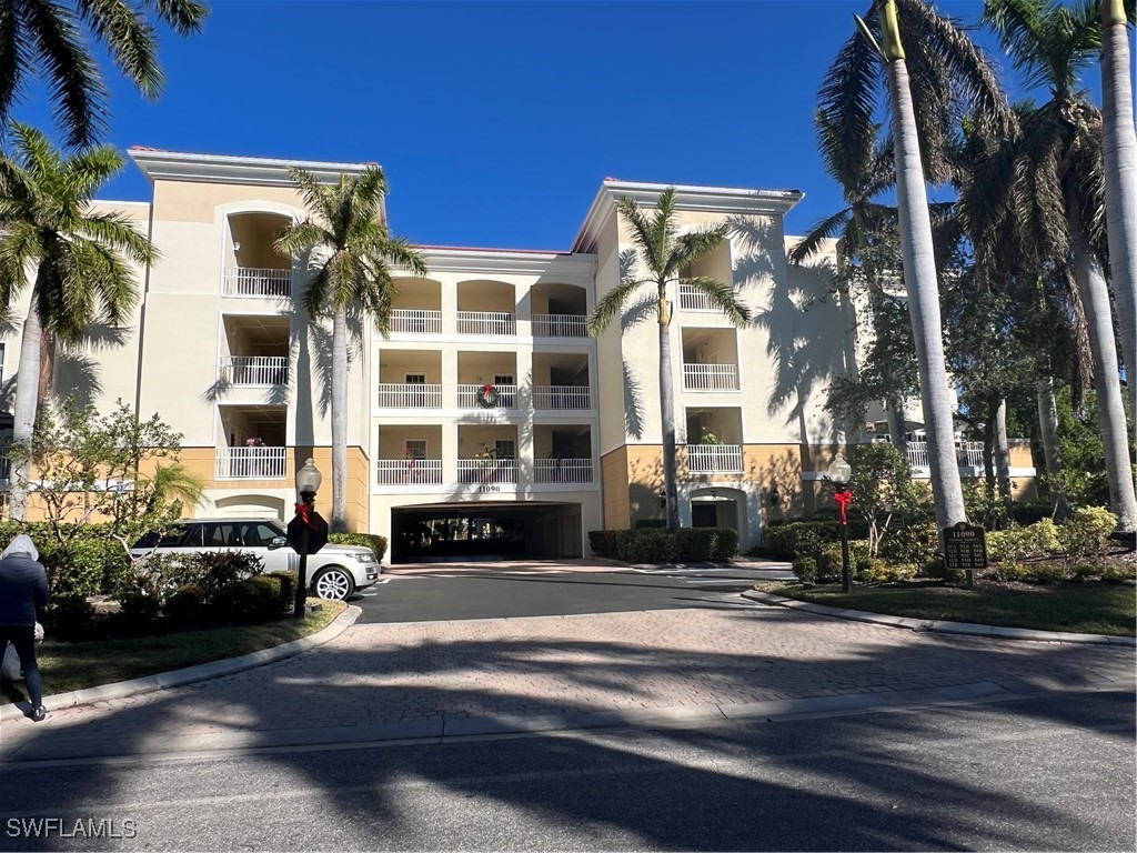 11090 Harbour Yacht Court #53E Fort Myers FL 33908 224097385 image1