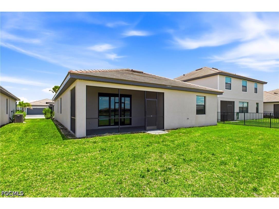 11091 Canopy Loop Fort Myers FL 33913 2026025801 image29