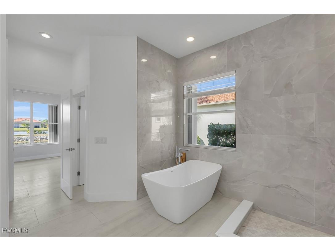 11099 Sea Tropic Lane Fort Myers FL 33908 2026001135 image21