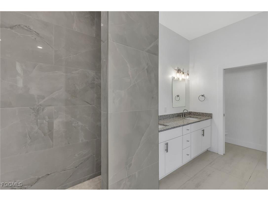 11099 Sea Tropic Lane Fort Myers FL 33908 2026001135 image22