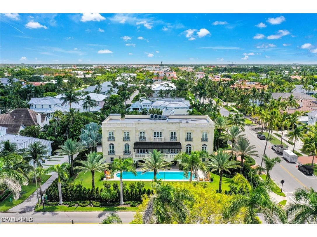 111 5th Avenue S Naples FL 34102 223056124 image1