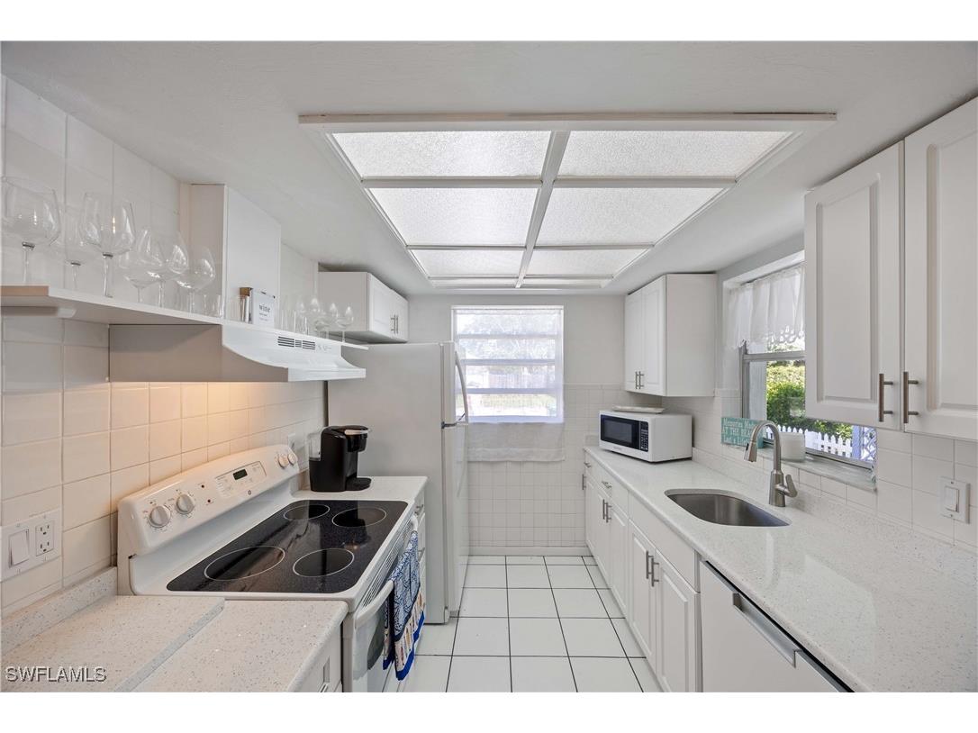 111 7th Street Naples FL 34113 225078945 image11