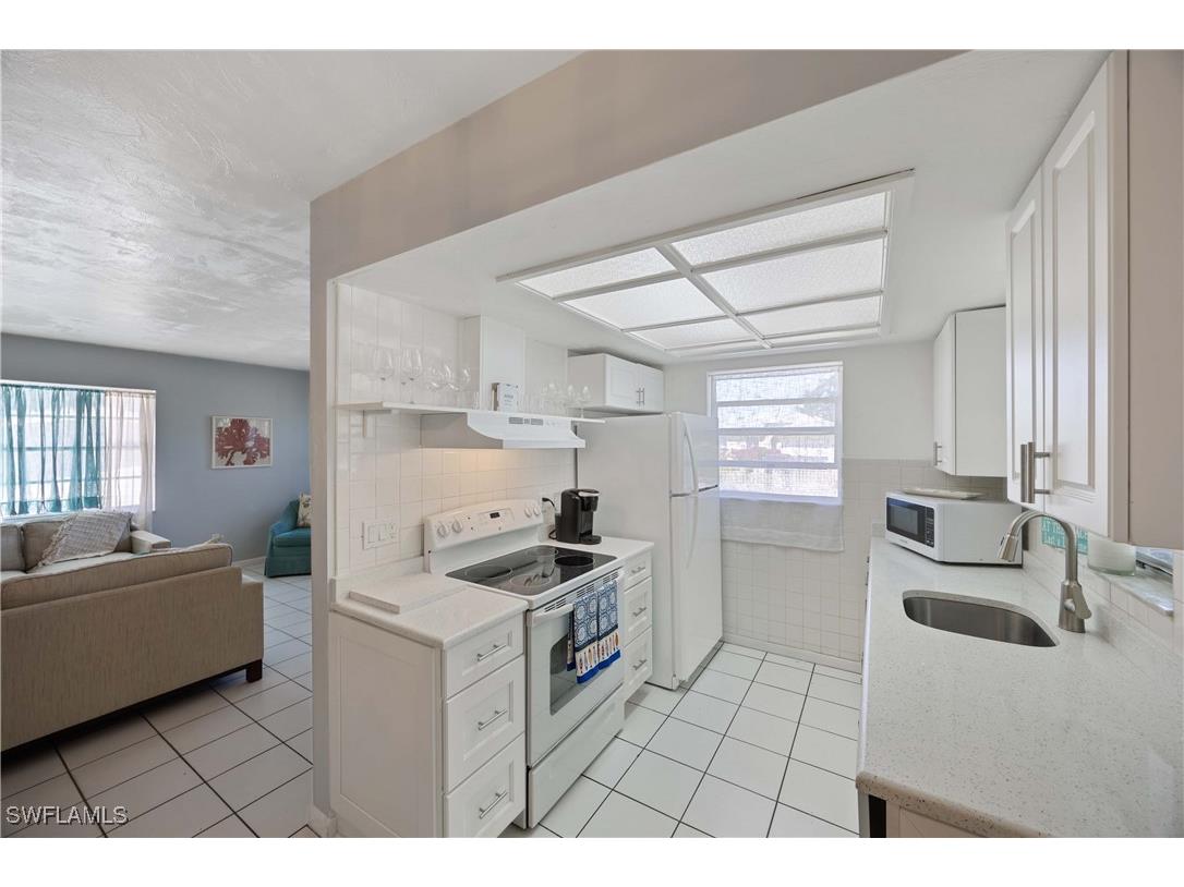 111 7th Street Naples FL 34113 225078945 image12