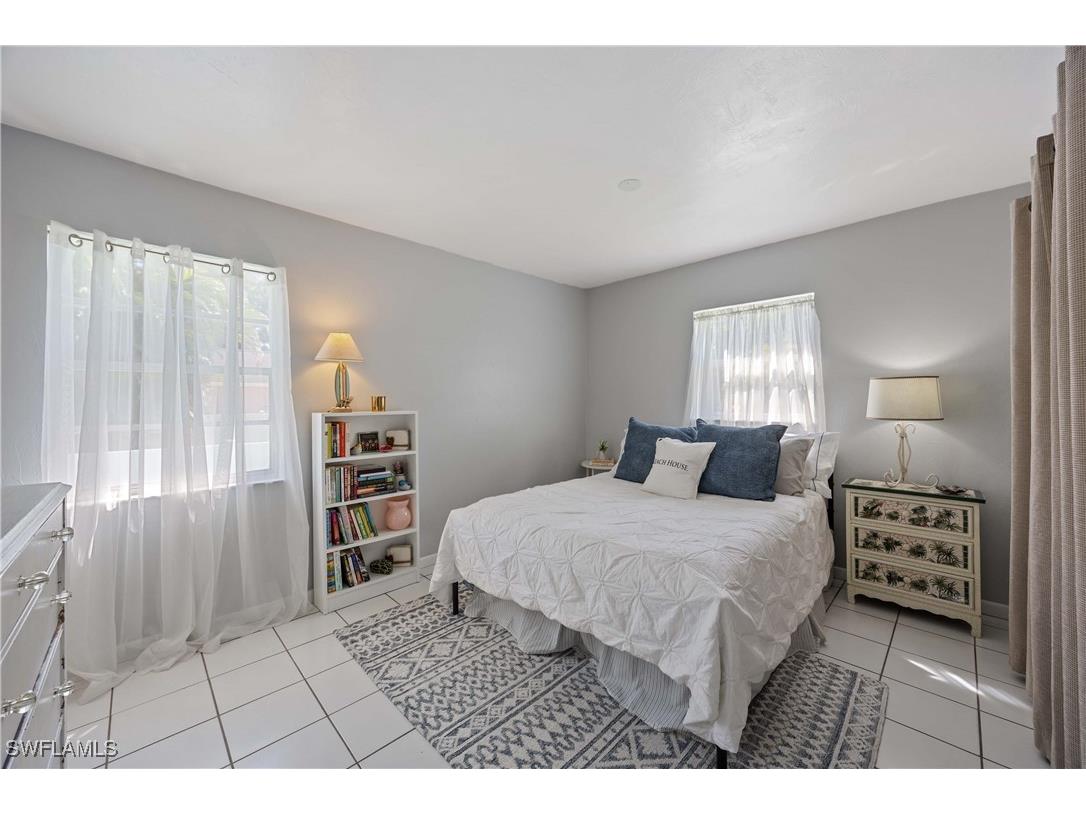 111 7th Street Naples FL 34113 225078945 image16