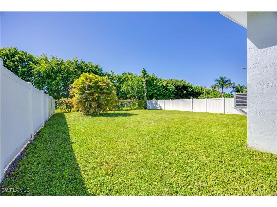 111 7th Street Naples FL 34113 225078945 image27