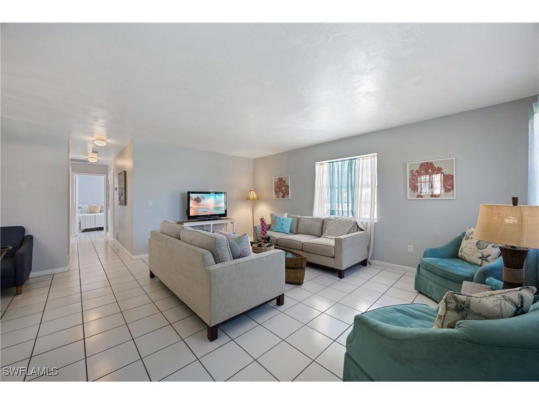 111 7th Street Naples FL 34113 225078945 image6