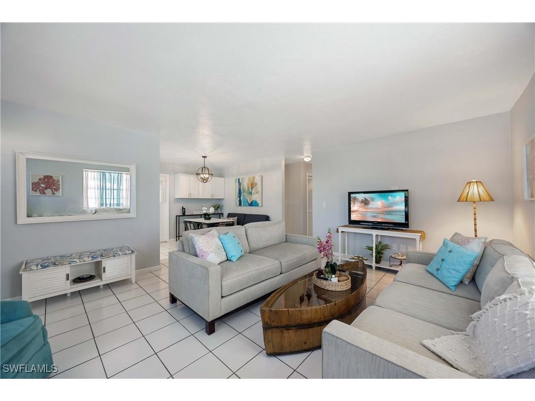 111 7th Street Naples FL 34113 225078945 image9