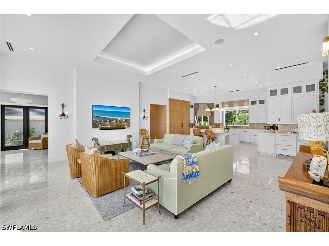 111 Caribbean Road Naples FL 34108 226020180 image12