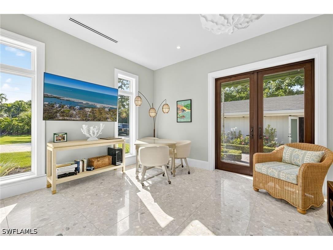 111 Caribbean Road Naples FL 34108 226020180 image19