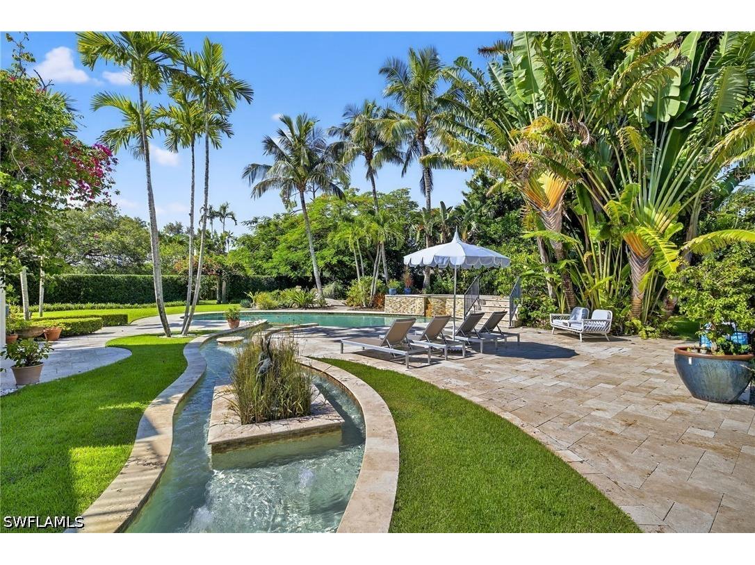 111 Caribbean Road Naples FL 34108 226020180 image2