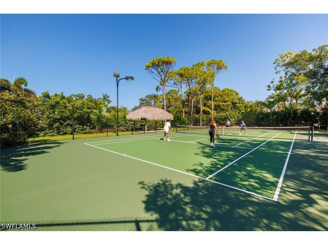 111 Caribbean Road Naples FL 34108 226020180 image7