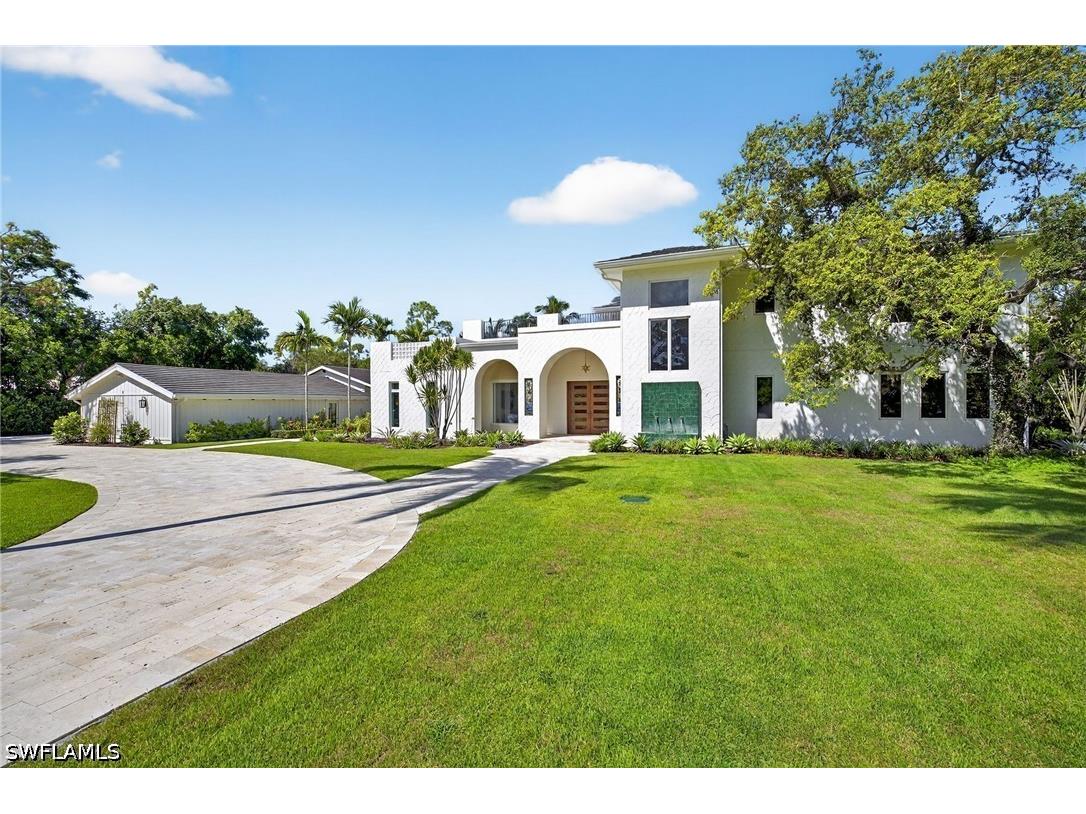 111 Caribbean Road Naples FL 34108 226020180 image9