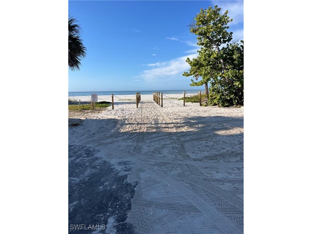 111 Coconut Drive Fort Myers Beach FL 33931 226004890 image4