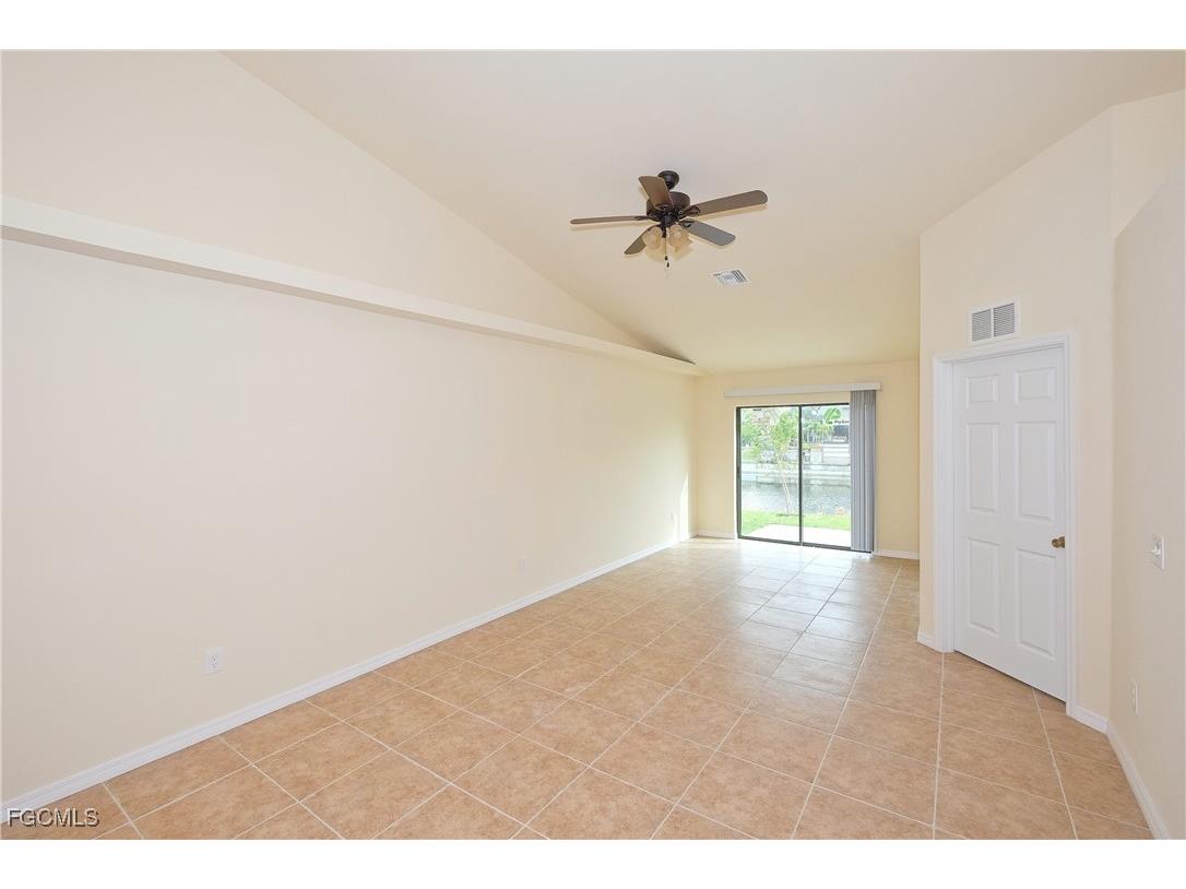 111/113 Cultural Park Boulevard S Cape Coral FL 33990 2025011120 image15