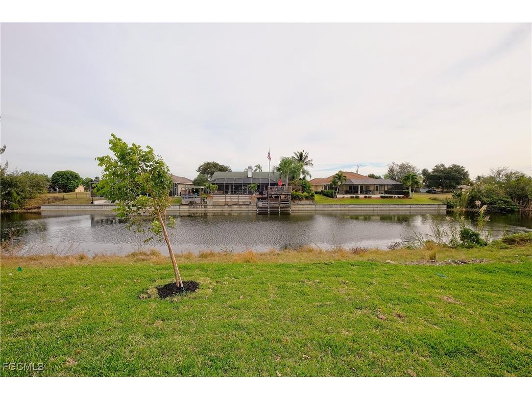 111/113 Cultural Park Boulevard S Cape Coral FL 33990 2025011120 image24