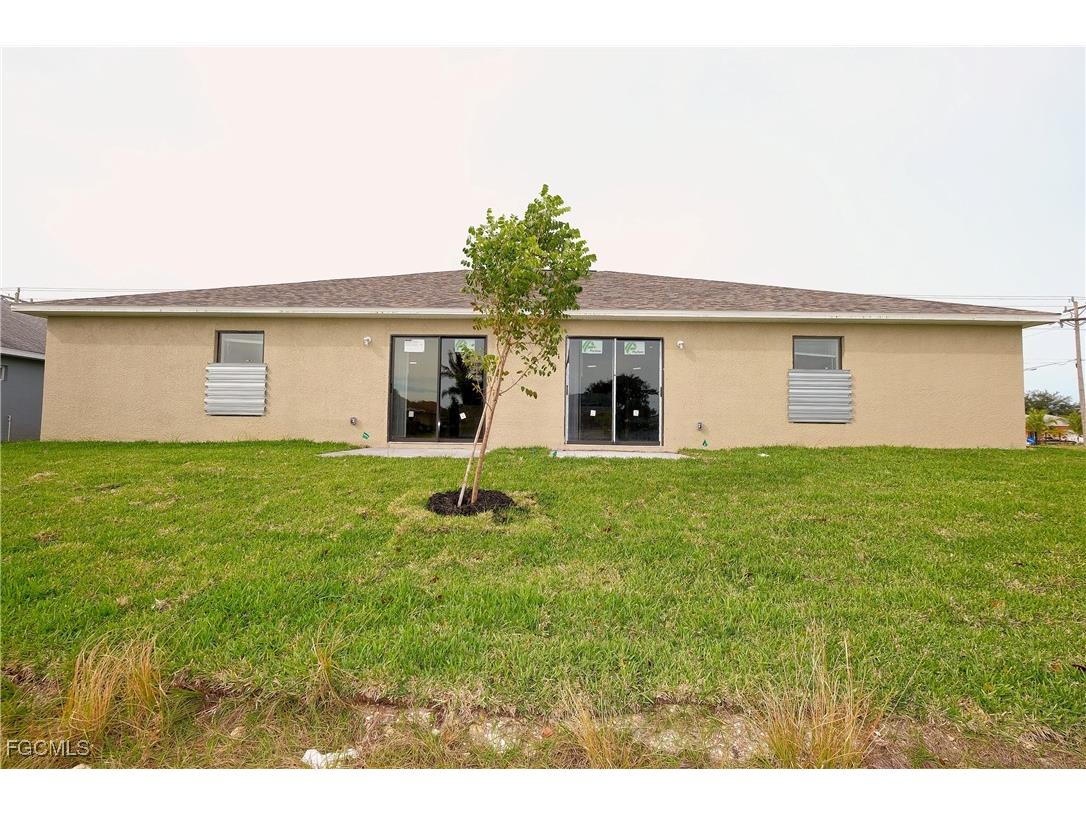 111/113 Cultural Park Boulevard S Cape Coral FL 33990 2025011120 image30