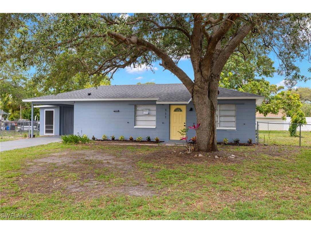 111 E 3rd Street Lehigh Acres FL 33936 223033262 image1