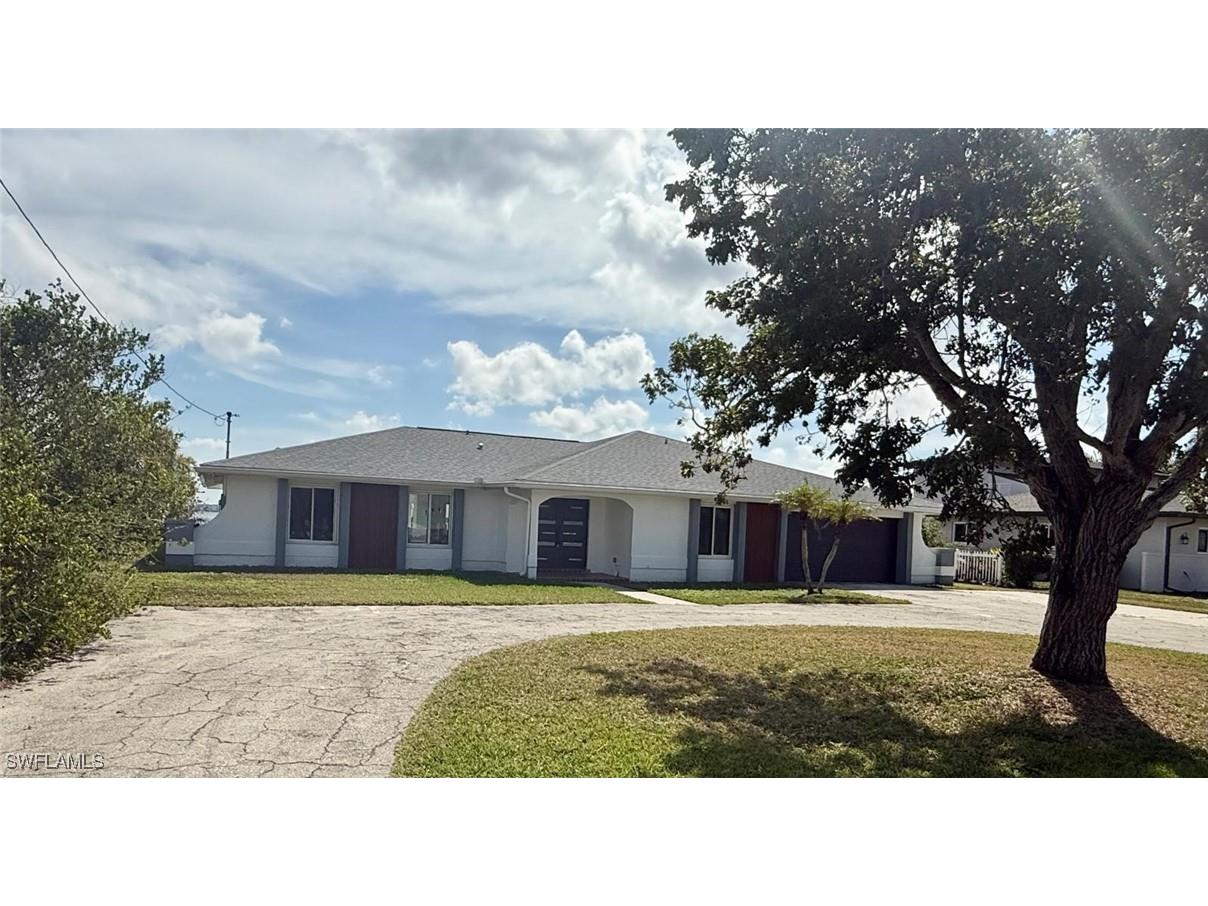 111 E North Shore Avenue North Fort Myers FL 33917 225020972 image2