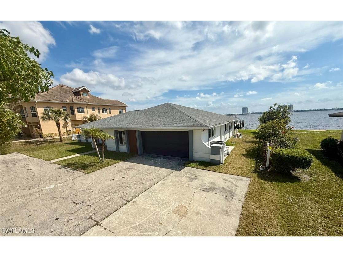 111 E North Shore Avenue North Fort Myers FL 33917 225020972 image8