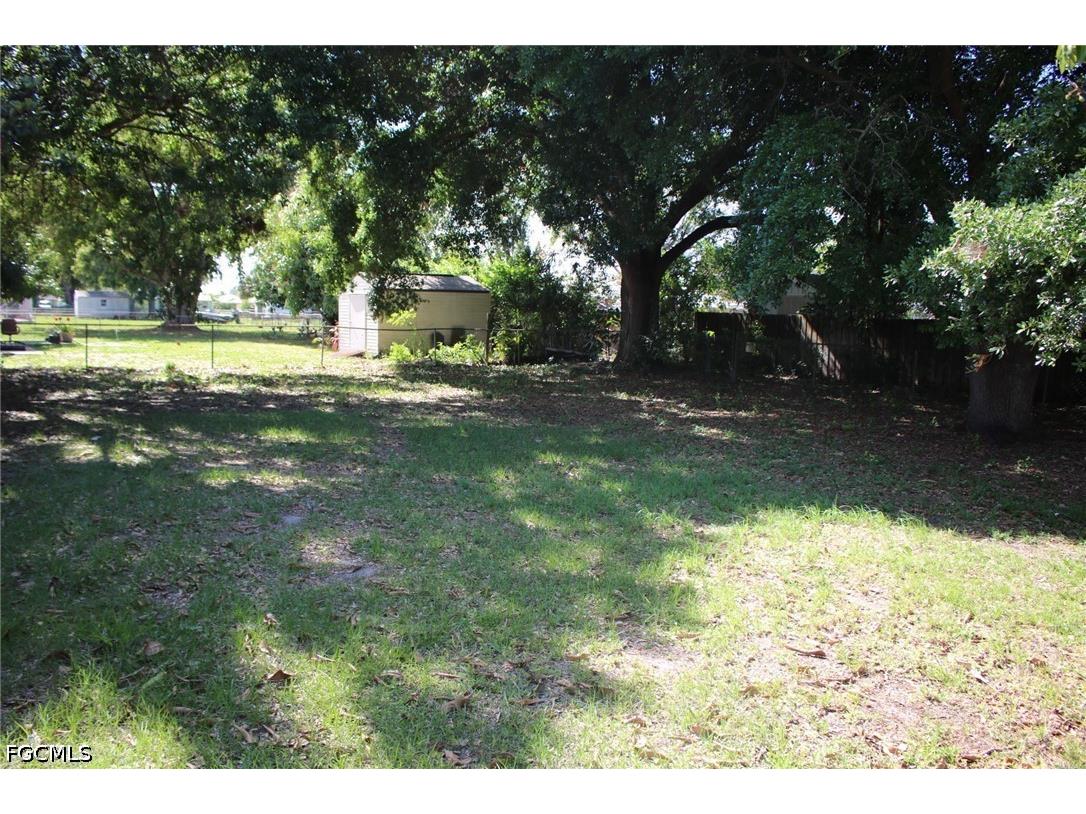 111 E Sugarland Circle Clewiston FL 33440 2026023846 image25