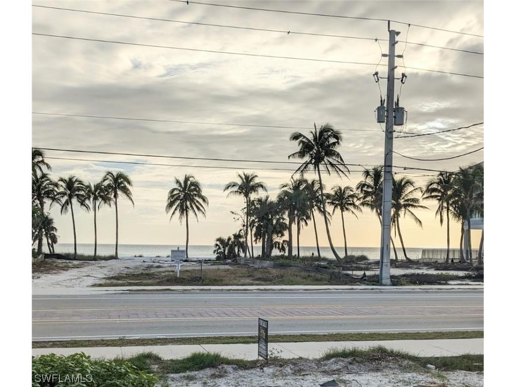 111 Madison Court Fort Myers Beach FL 33931 224000371 image1