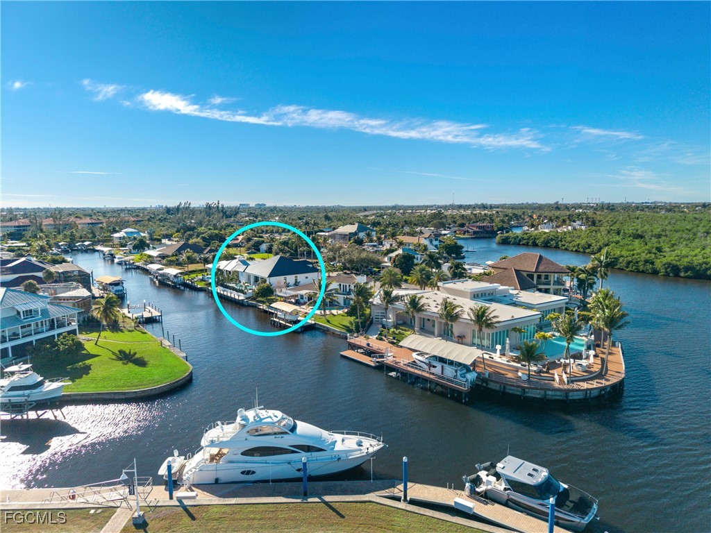 111 Montrose Drive Fort Myers FL 33919 2026003626 image2