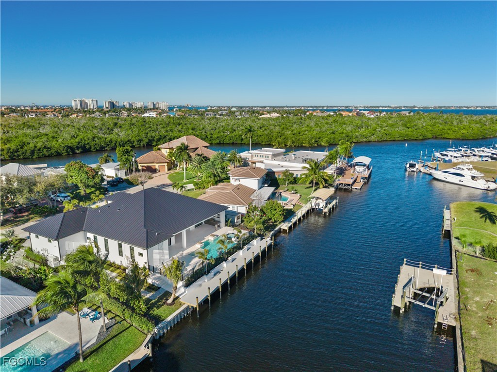 111 Montrose Drive Fort Myers FL 33919 2026003626 image50