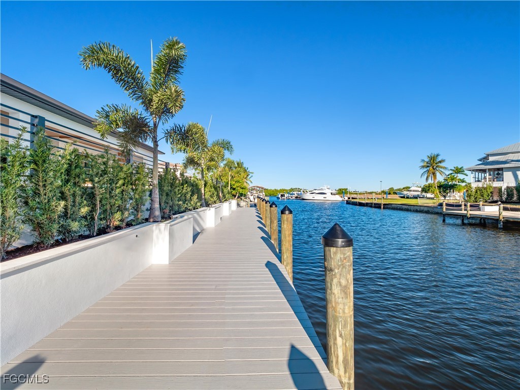 111 Montrose Drive Fort Myers FL 33919 2026003626 image6