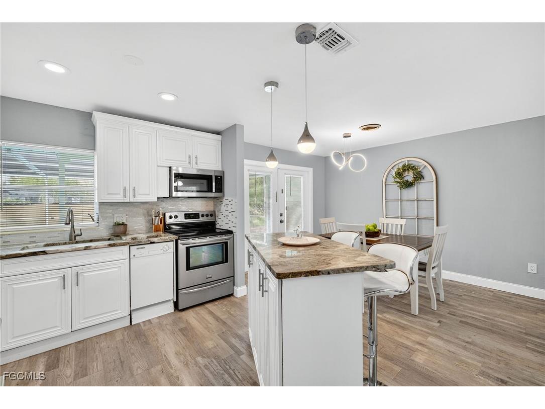 111 N Oregon Road Lehigh Acres FL 33936 2025009253 image9