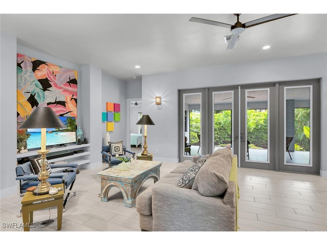 111 S Bahama Avenue Marco Island FL 34145 225076318 image1