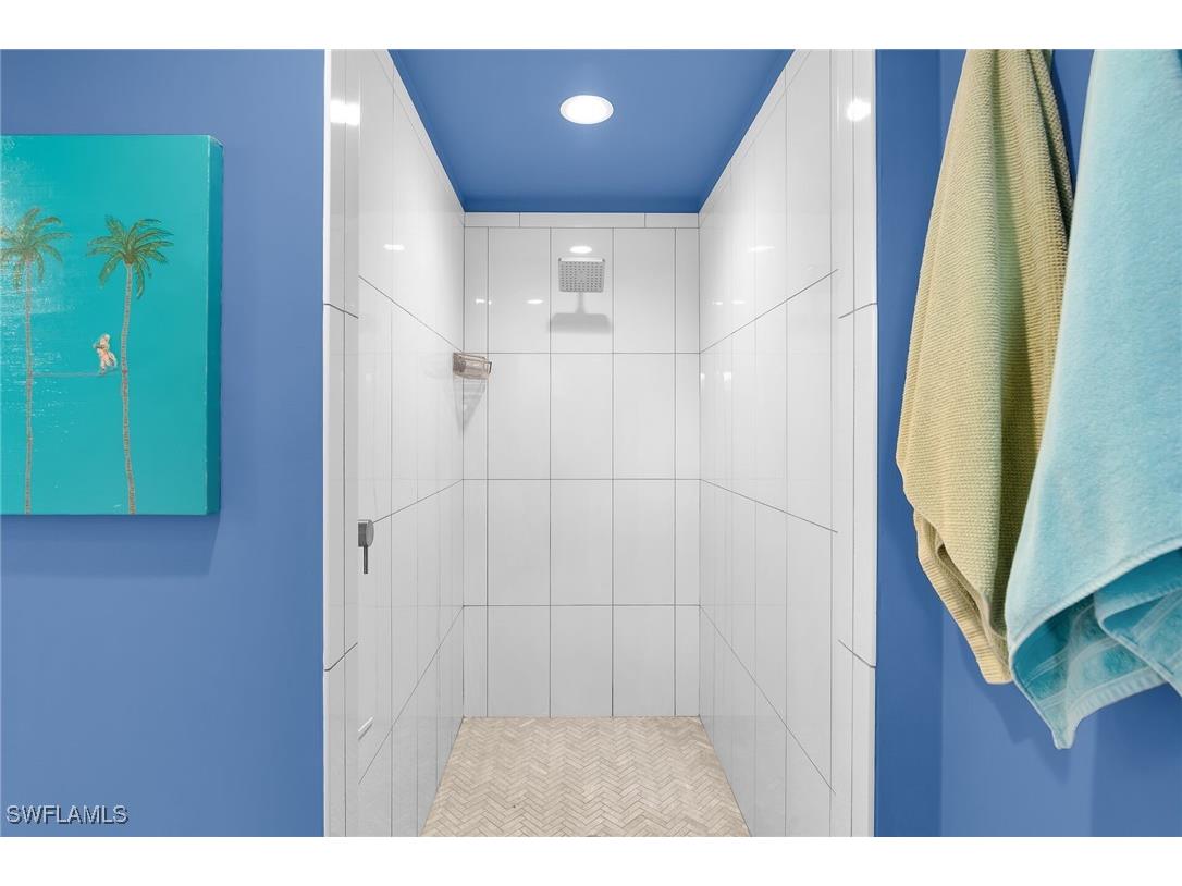 111 S Bahama Avenue Marco Island FL 34145 225076318 image14