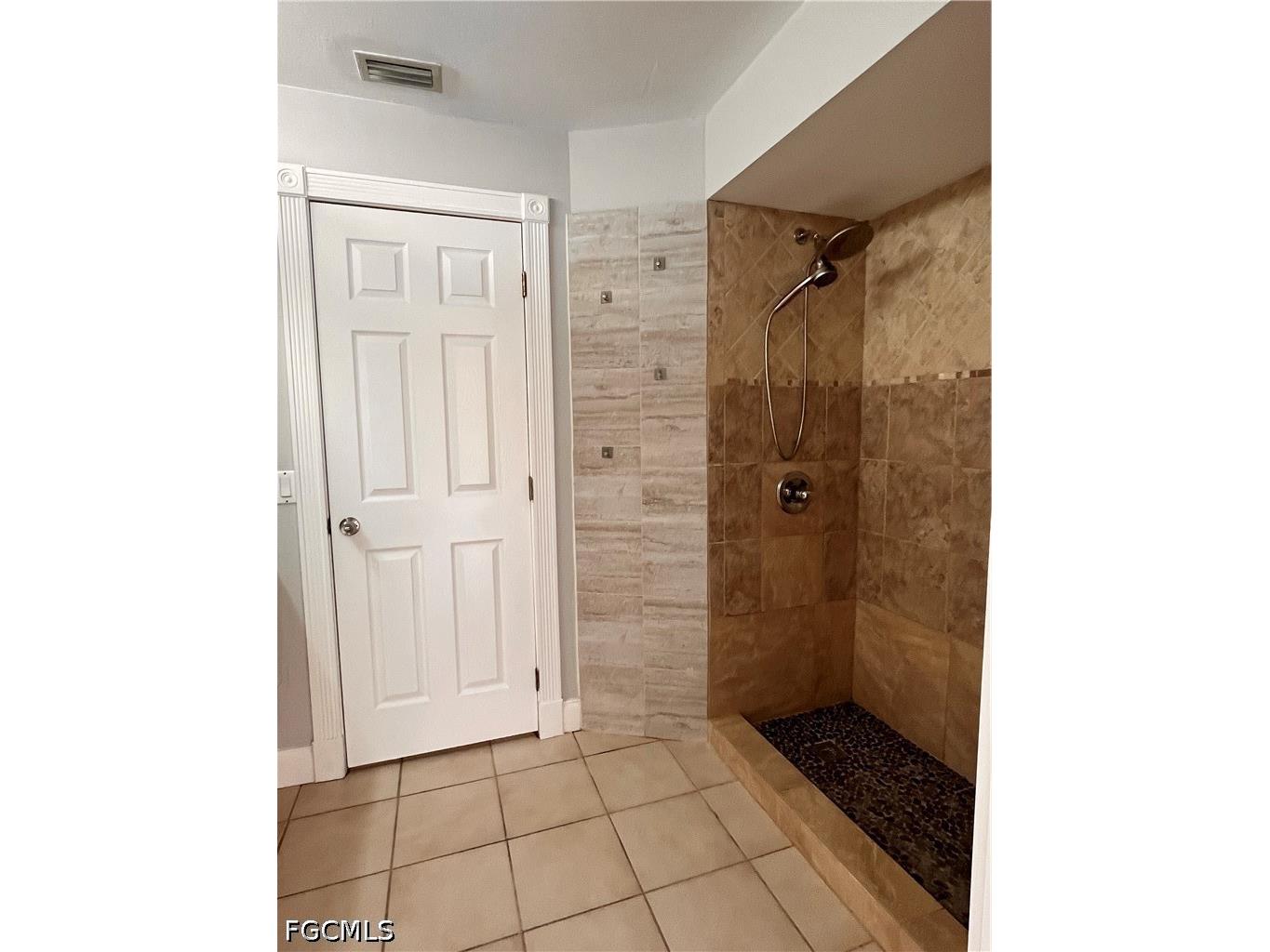 111 SE 21st Avenue Cape Coral FL 33990 2026025190 image32