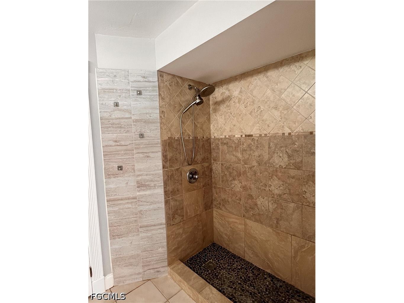 111 SE 21st Avenue Cape Coral FL 33990 2026025190 image33