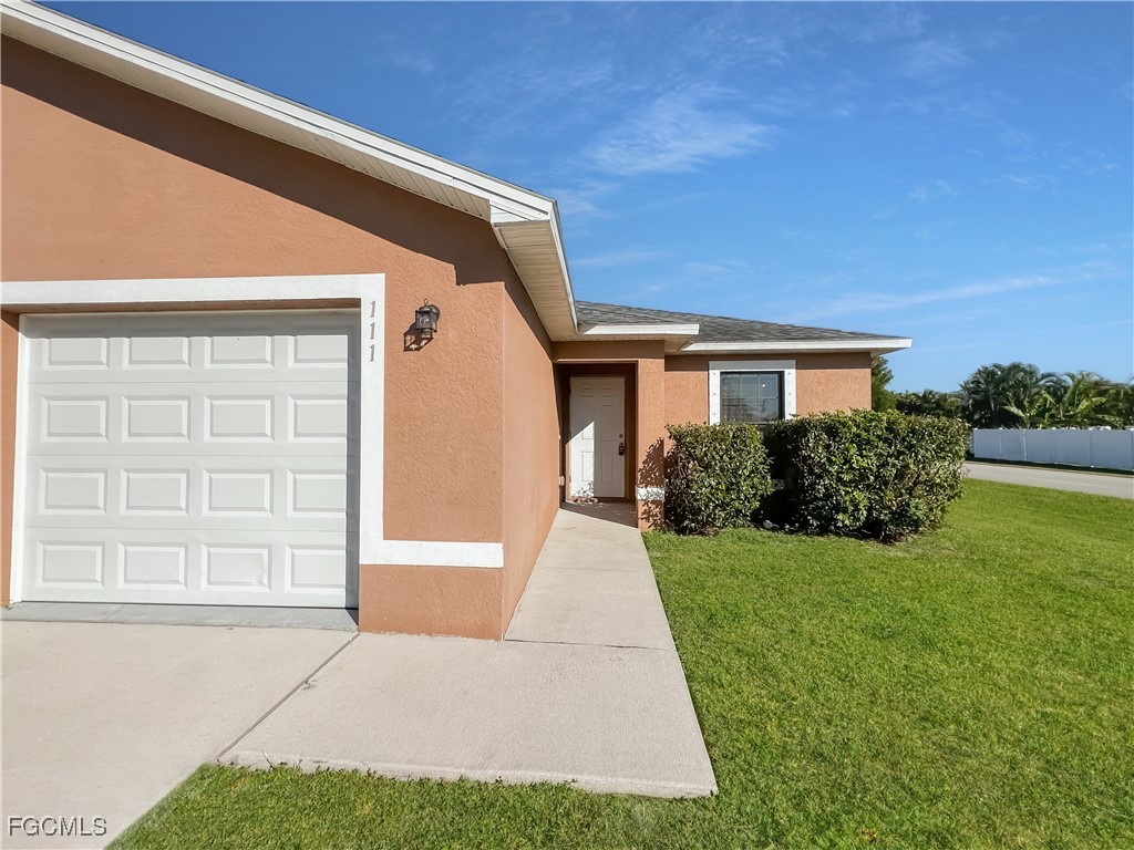 111 SE 2nd Avenue Cape Coral FL 33990 2025020551 image2