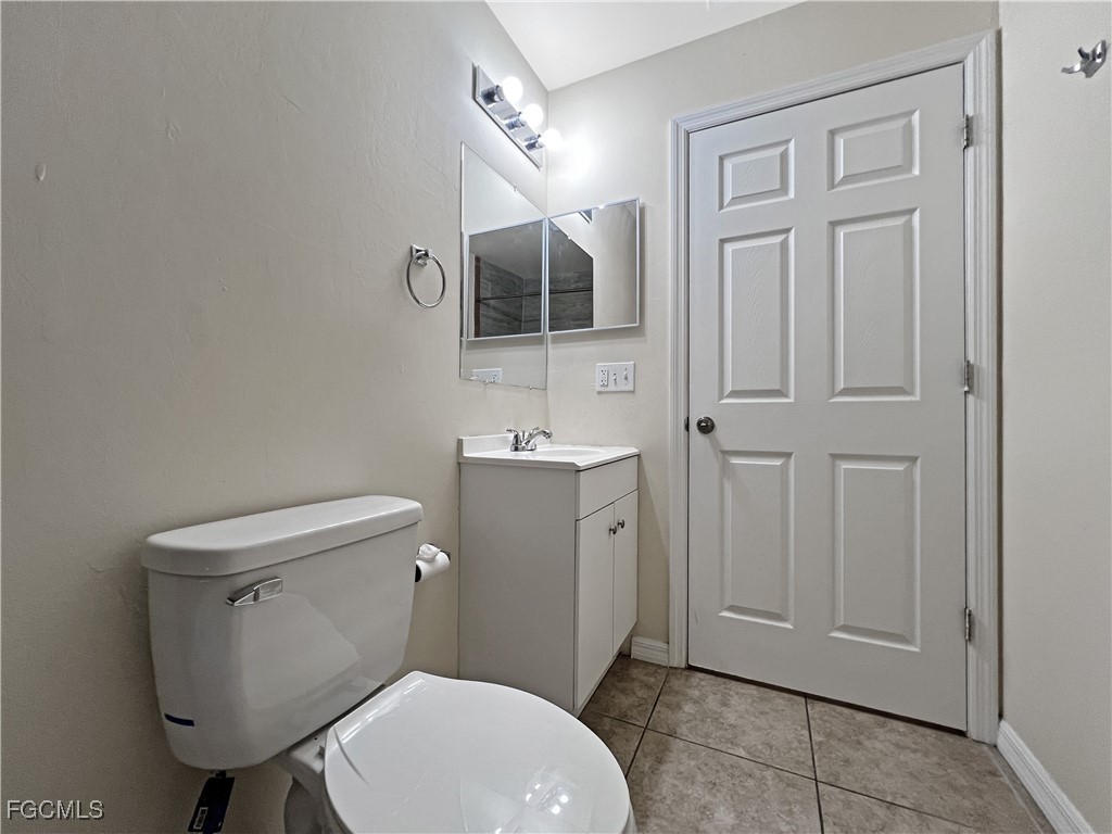 111 SE 2nd Avenue Cape Coral FL 33990 2025020551 image27