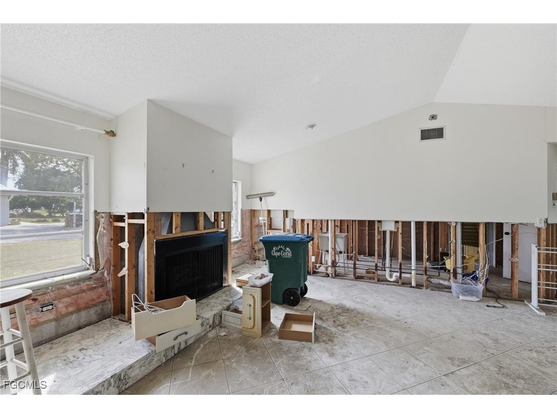 111 SW 49th Terrace Cape Coral FL 33914 2025018862 image15