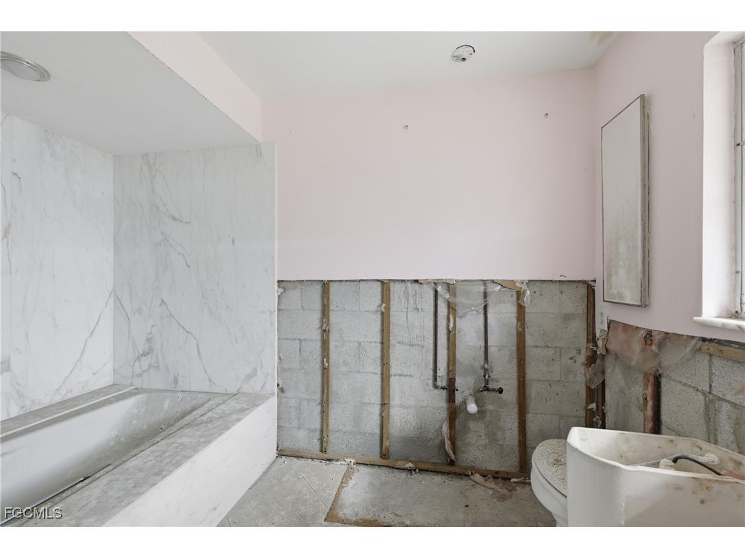 111 SW 49th Terrace Cape Coral FL 33914 2025018862 image20