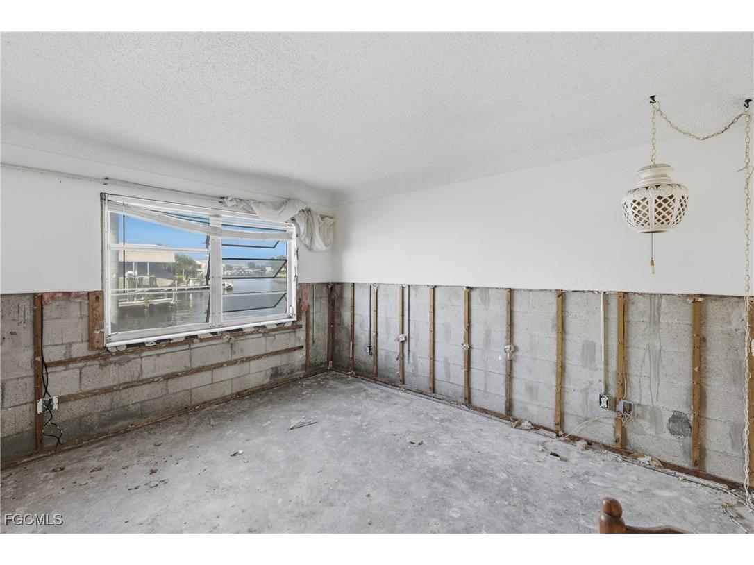 111 SW 49th Terrace Cape Coral FL 33914 2025018862 image24