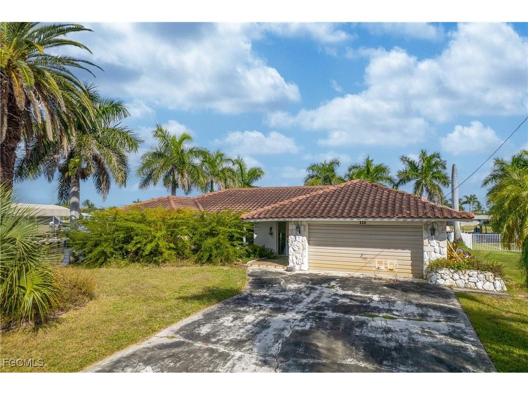111 SW 49th Terrace Cape Coral FL 33914 2025018862 image5