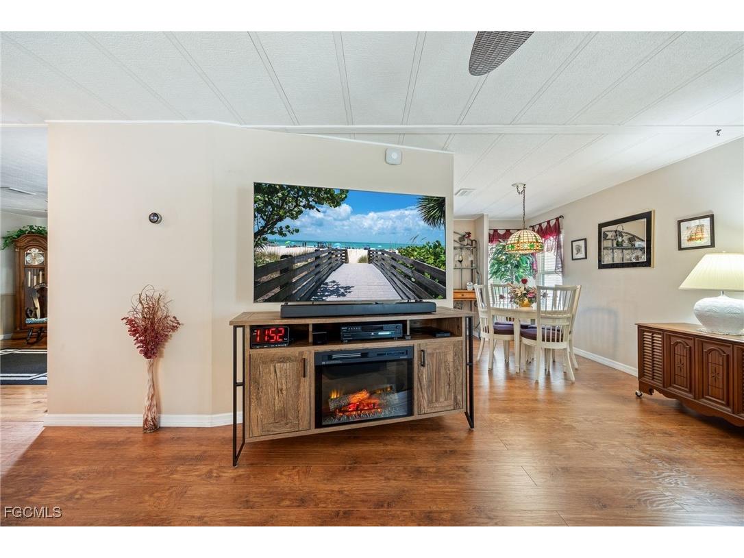 111 Snead Drive North Fort Myers FL 33903 2026006586 image6