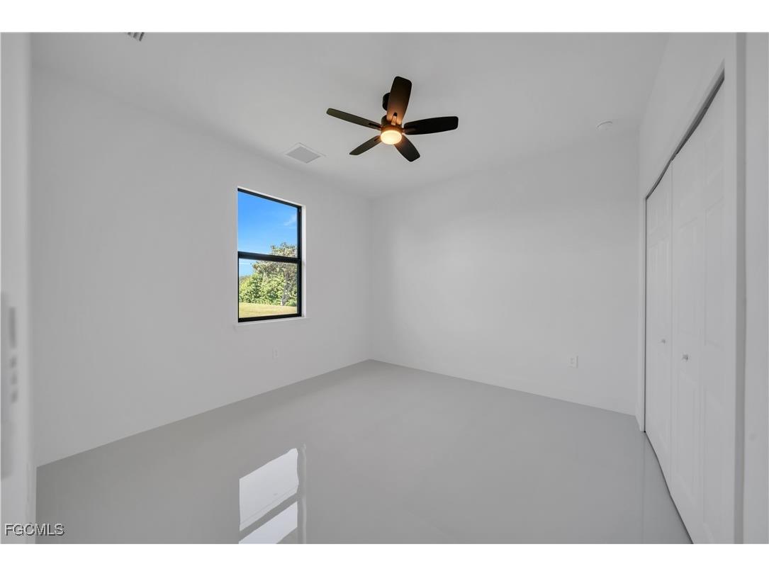 1110-1112 Eisenhower Boulevard Lehigh Acres FL 33974 2025009473 image42