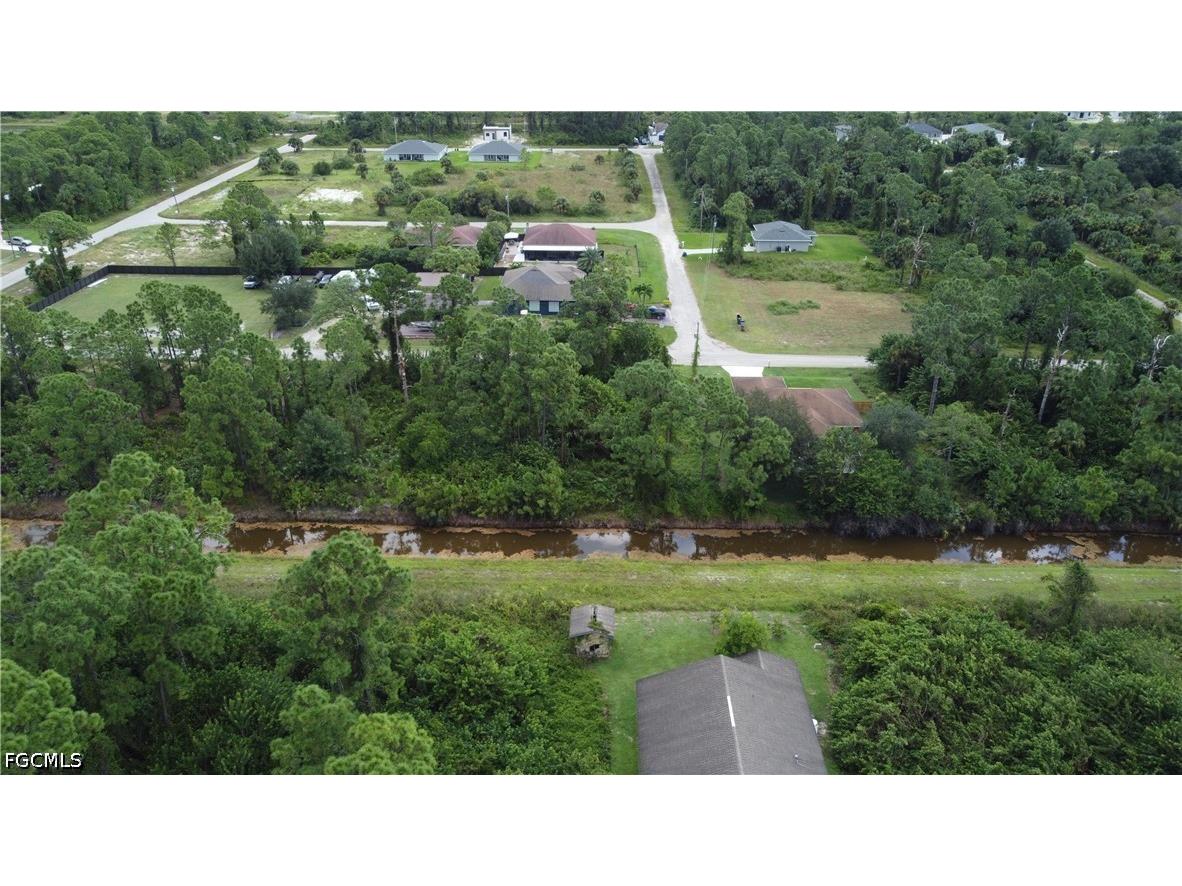 1110 Amherst Street E Lehigh Acres FL 33974 2026015755 image2
